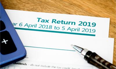 A UK self assessment tax return form for the financial year 2018-19.